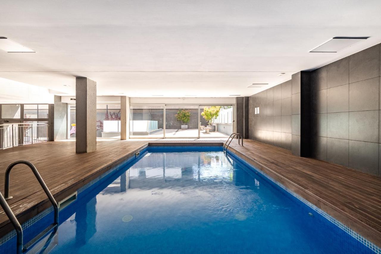 Forum Beach 2 And Pool Apartment Barcelona Sant Adria de Besos Exterior foto